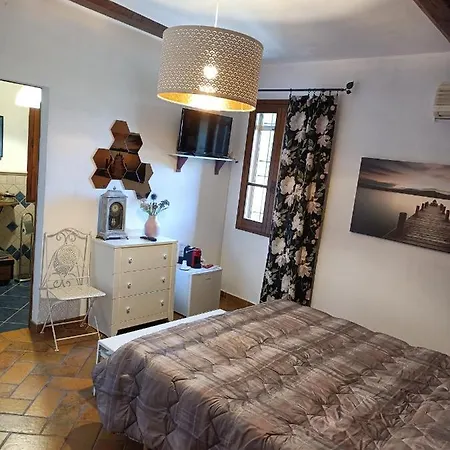 Casale La Decima Bed and Breakfast
