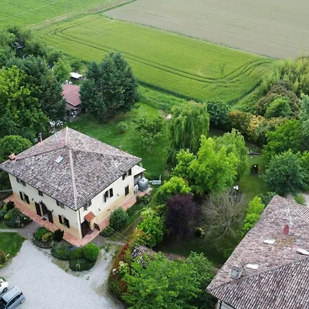 Bed and Breakfast Casale La Decima 4*