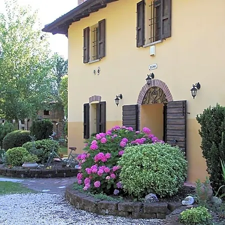 Casale La Decima 4* Budrio (Bologna)
