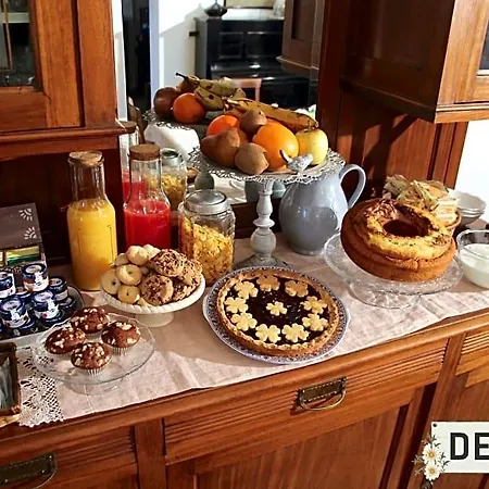 Bed and Breakfast Casale La Decima 4*