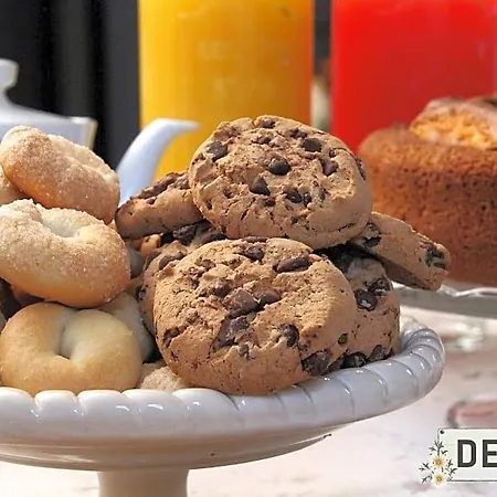 Casale La Decima Bed and Breakfast 4*