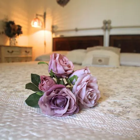 Casale La Decima Bed and Breakfast 4*